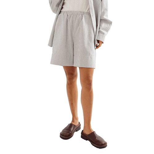 COMMONPLACE ESSENTIALS Beech Cottage Shorts